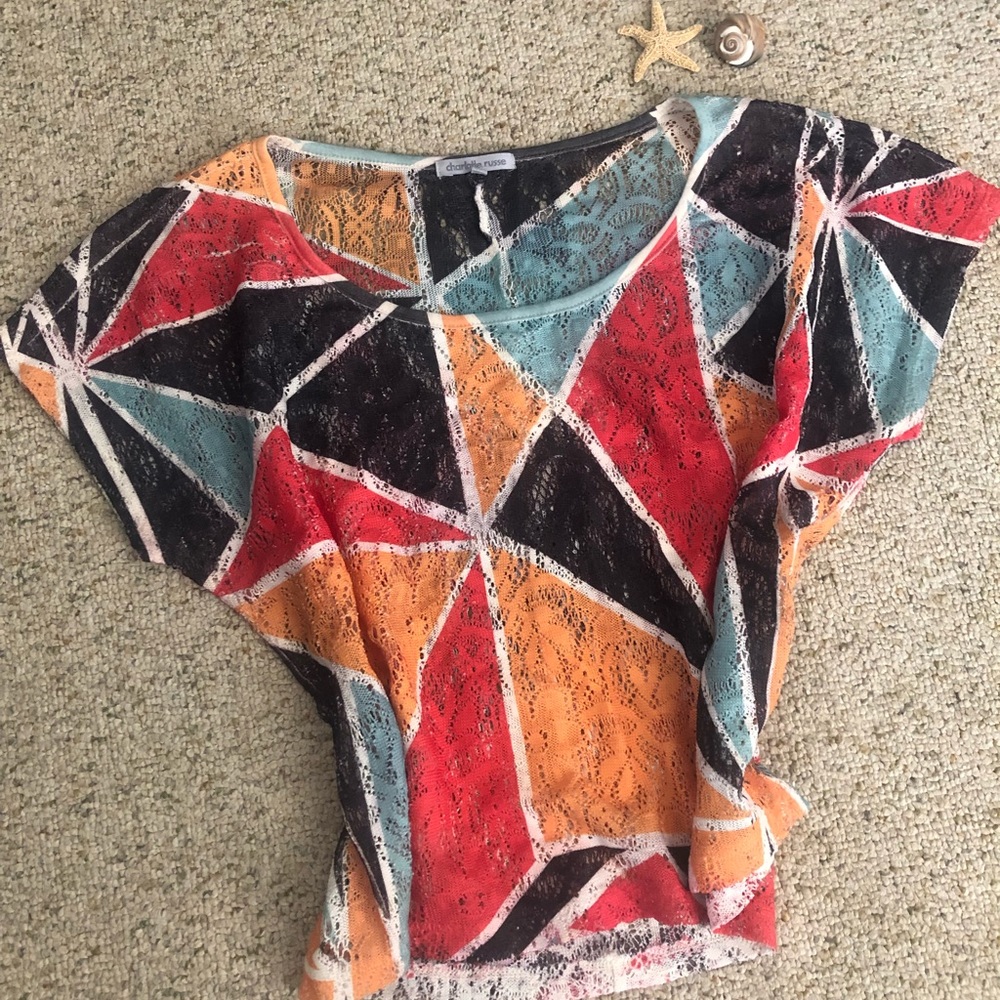 Patterned Top - Picture 2 of 3
